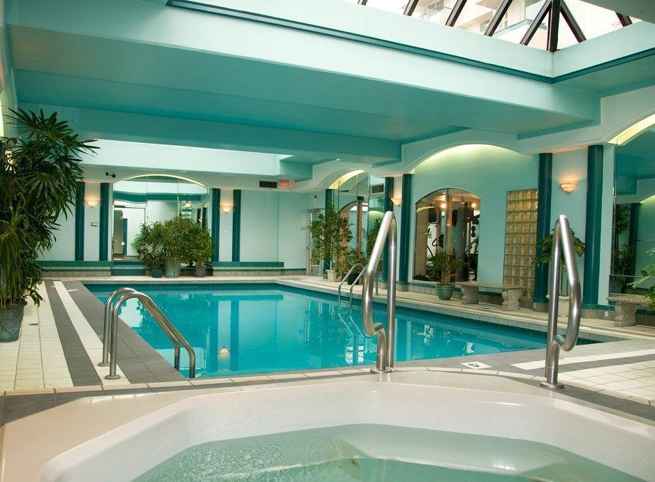 Chateau & 4* Victoria