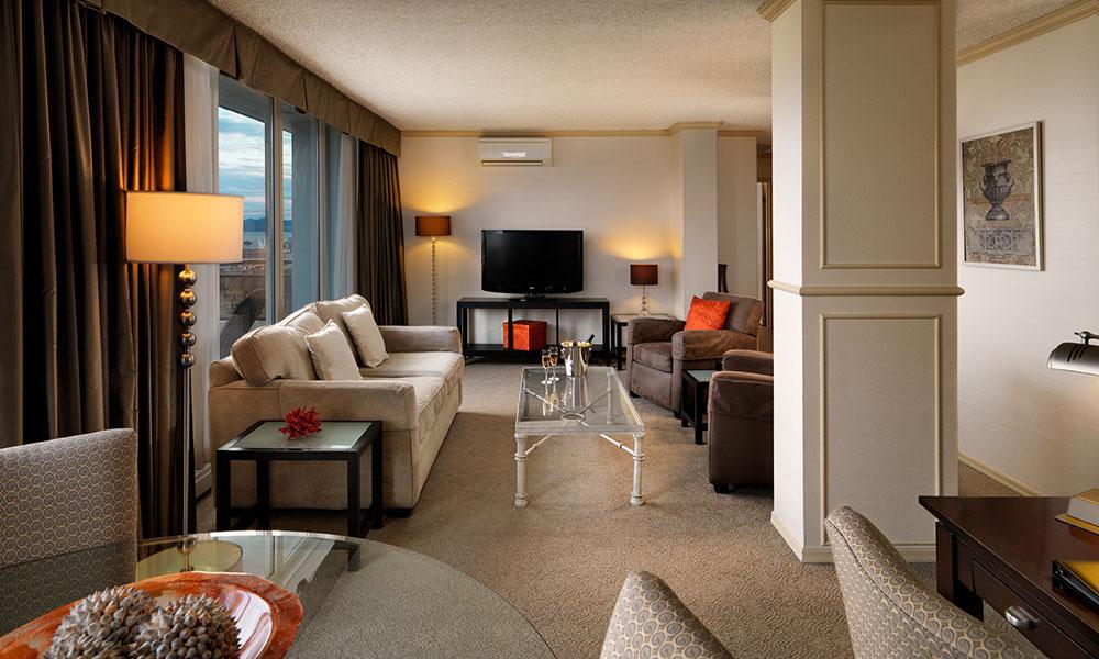 Hotel Chateau & Victoria